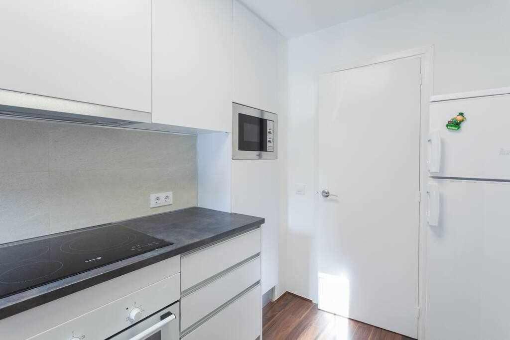 Apartamento Para 4 Con Terraza En El Centro Girona Eksteriør billede